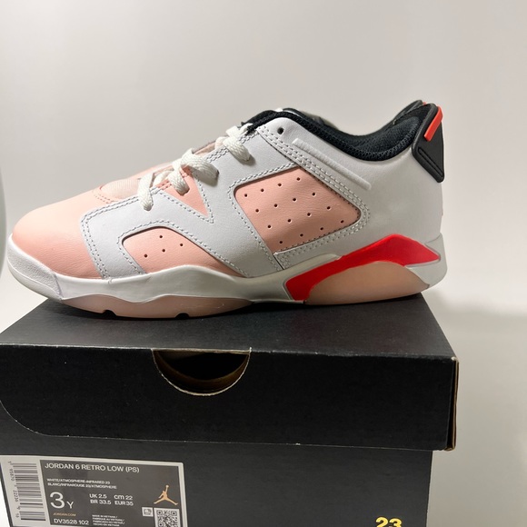 Brand new Jordan 6 retro size 3 - Picture 3 of 5